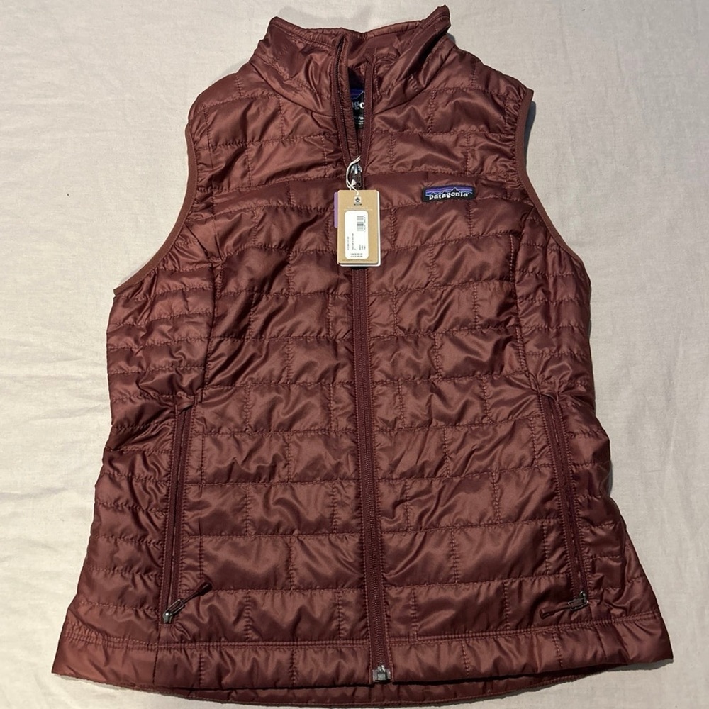 New women’s Patagonia nano puff vest